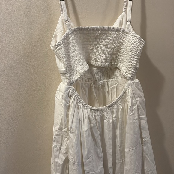Anthropologie White Sleeveless Sundress - LP - bubble hem - open back - pockets - Picture 7 of 8